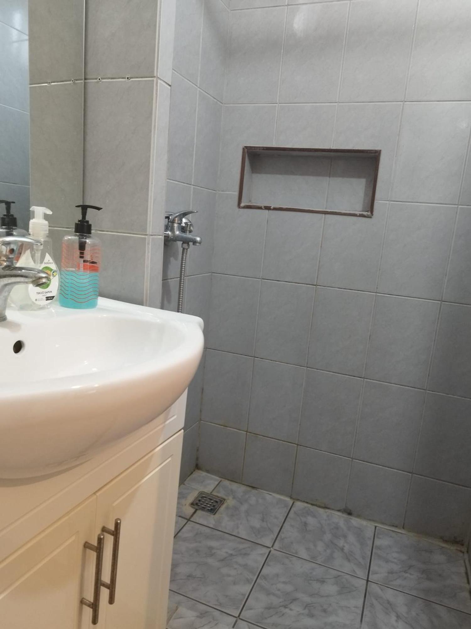 Budget Rooms Vratnik - Amazing Views Сараево Екстериор снимка