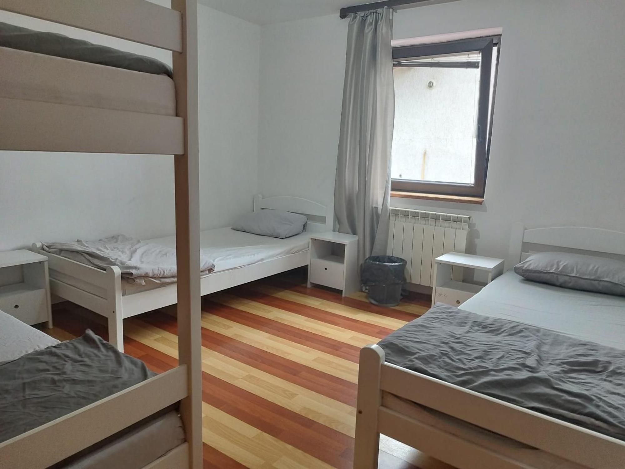 Budget Rooms Vratnik - Amazing Views Сараево Екстериор снимка