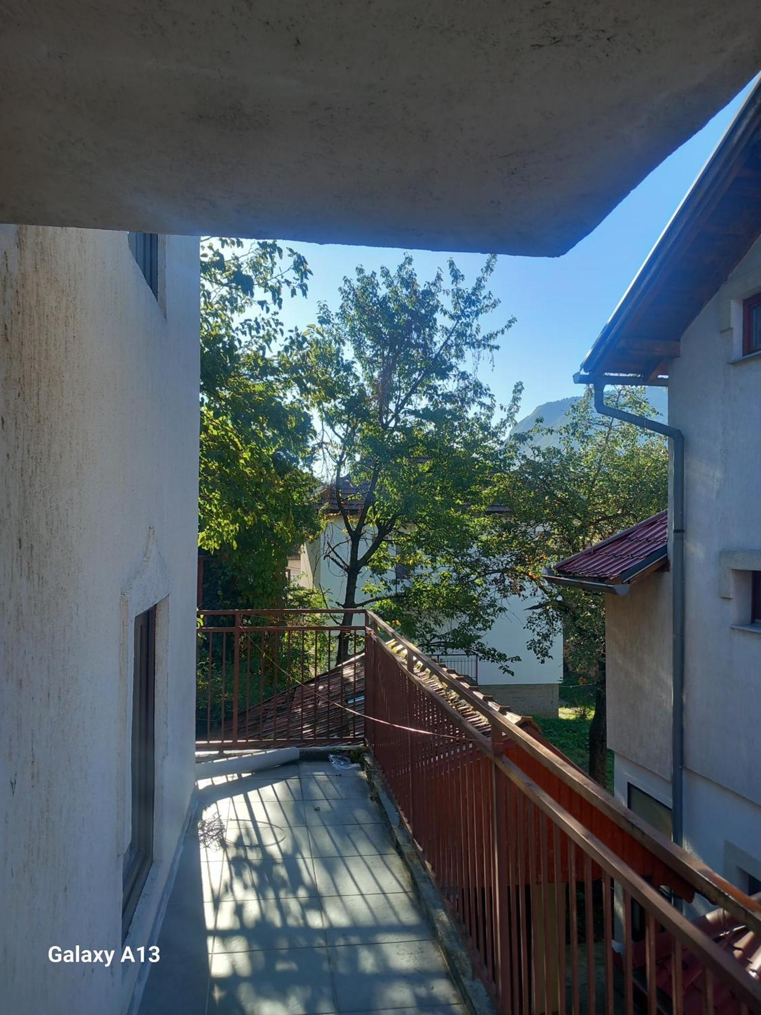 Budget Rooms Vratnik - Amazing Views Сараево Екстериор снимка