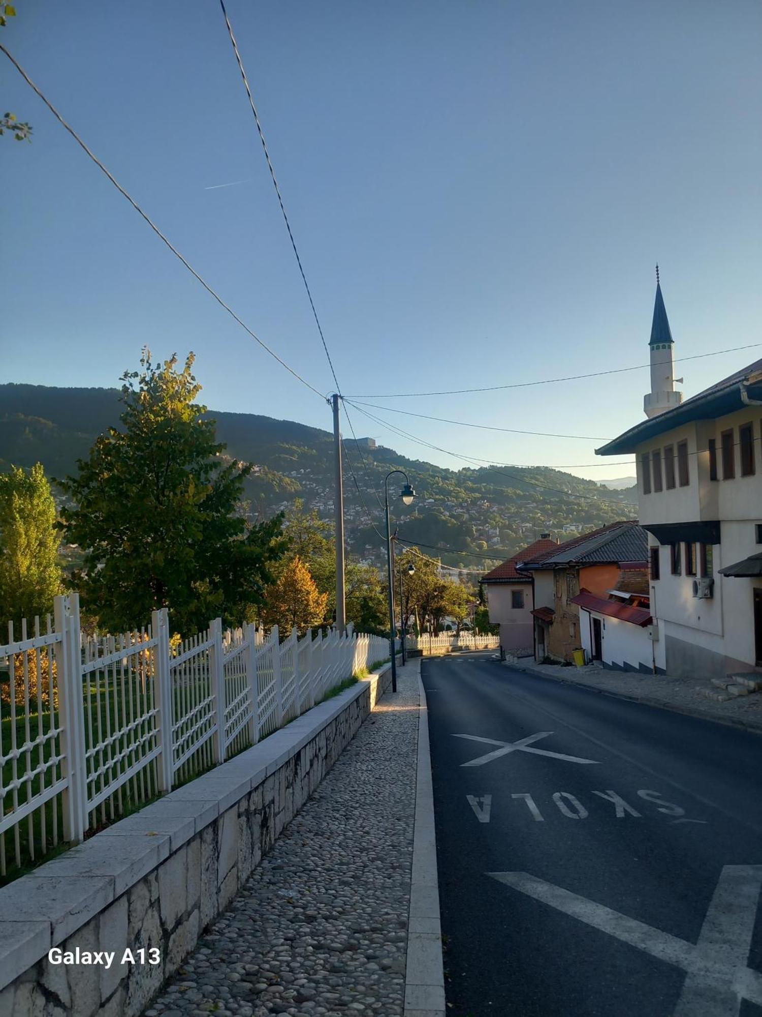 Budget Rooms Vratnik - Amazing Views Сараево Екстериор снимка