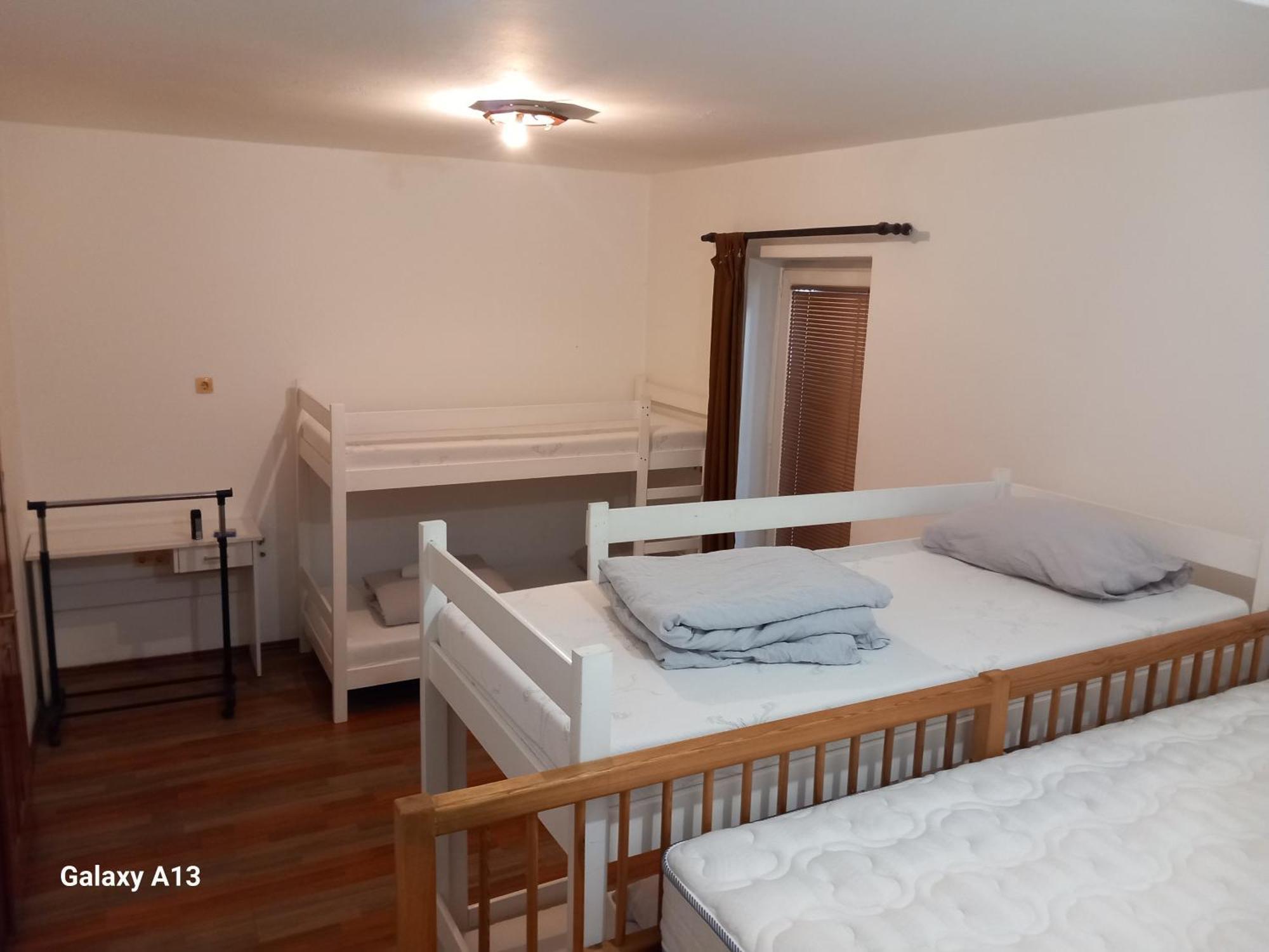 Budget Rooms Vratnik - Amazing Views Сараево Стая снимка